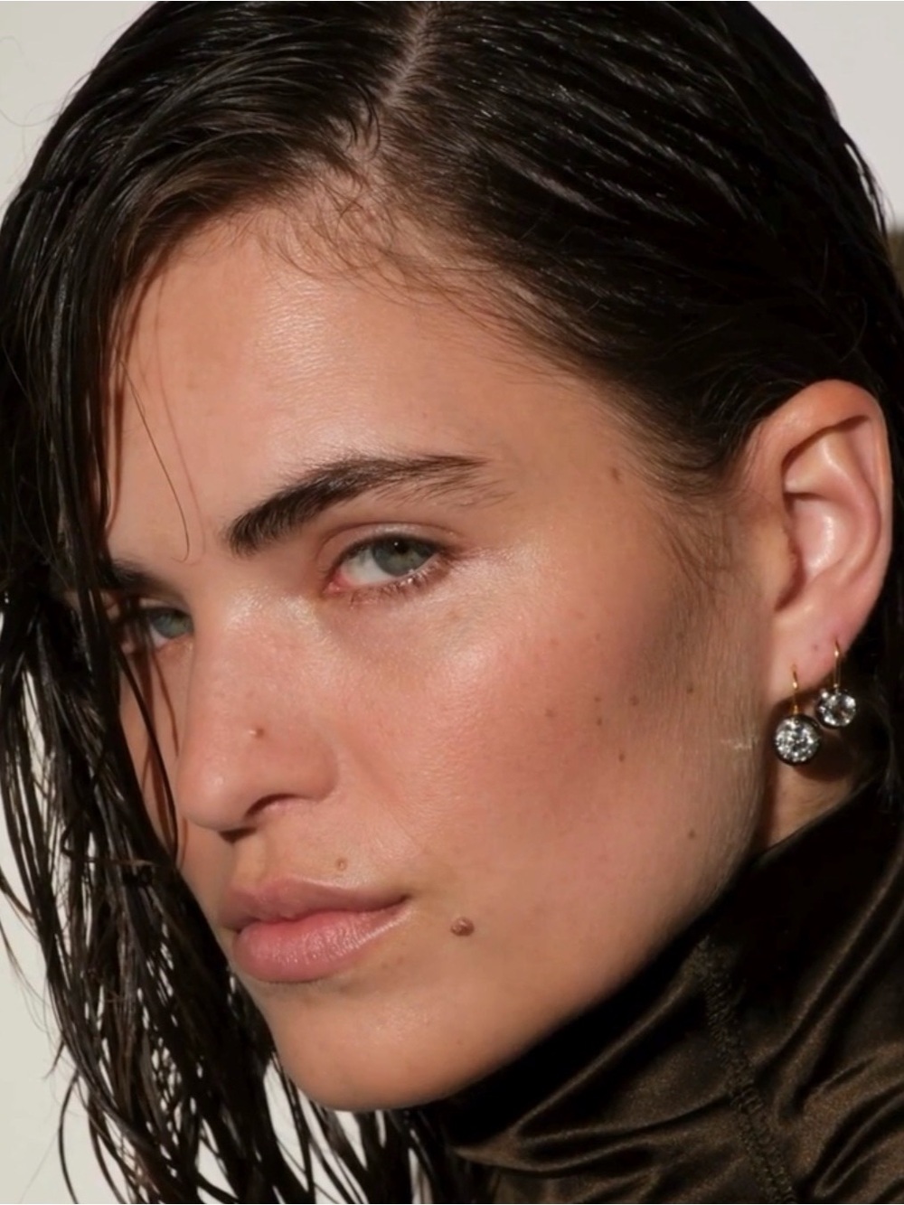 DORSEY LUCIEN LATCHBACK EARRINGS IN 18K GOLD VERMEIL AND MOISSANITE